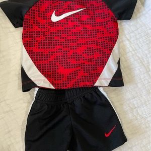 Nike baby 6-9 months